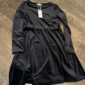 girls black velvet dress